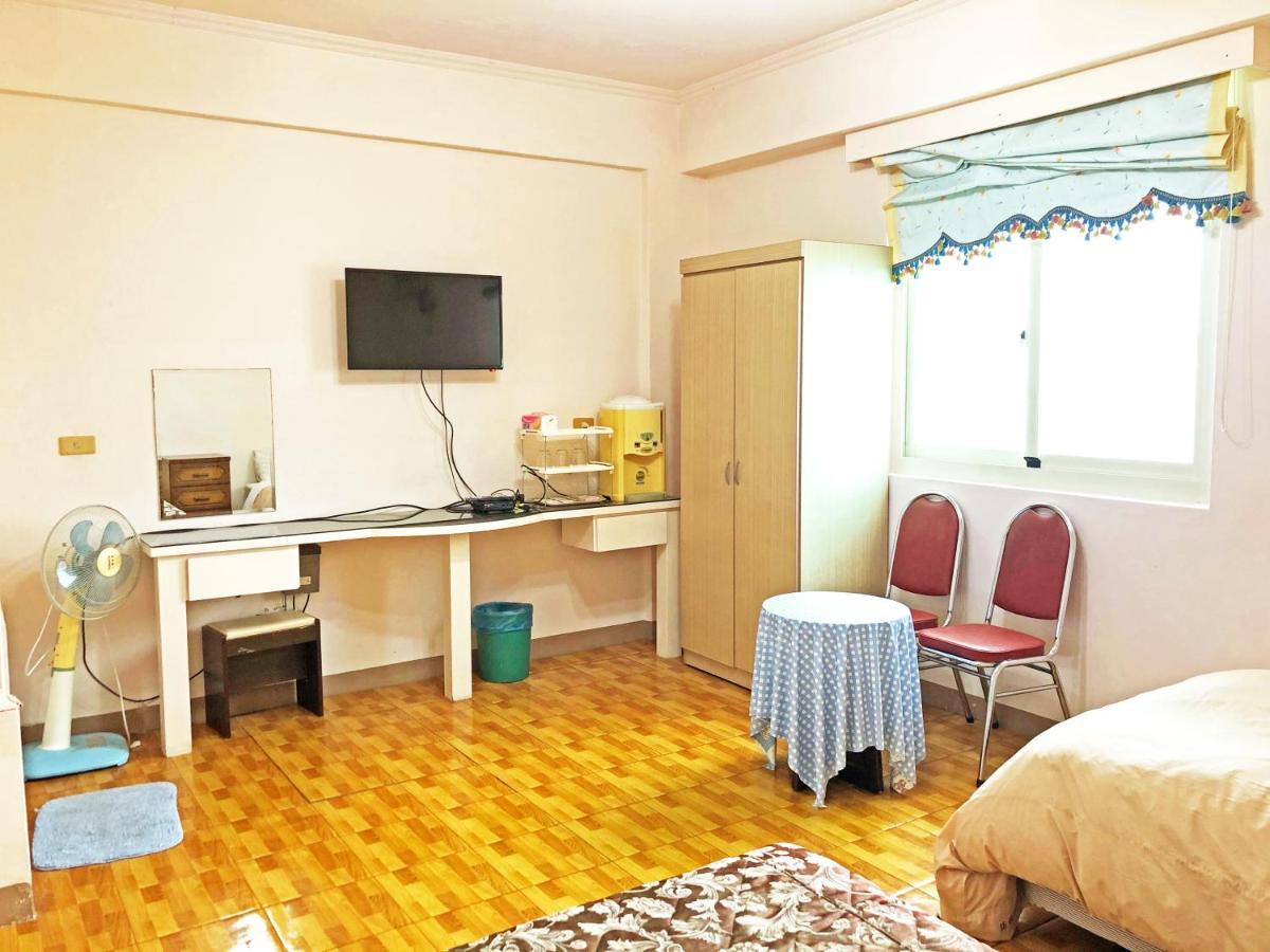 Yun'S Homestay Luodong Esterno foto